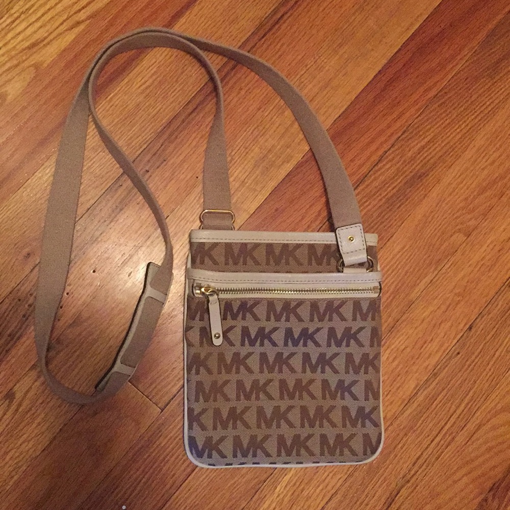 Michael Kors Crossbody